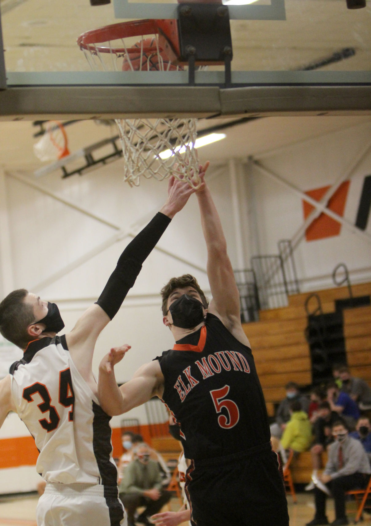 Elk Mound at Stanley-Boyd boys basketball 12-29-20